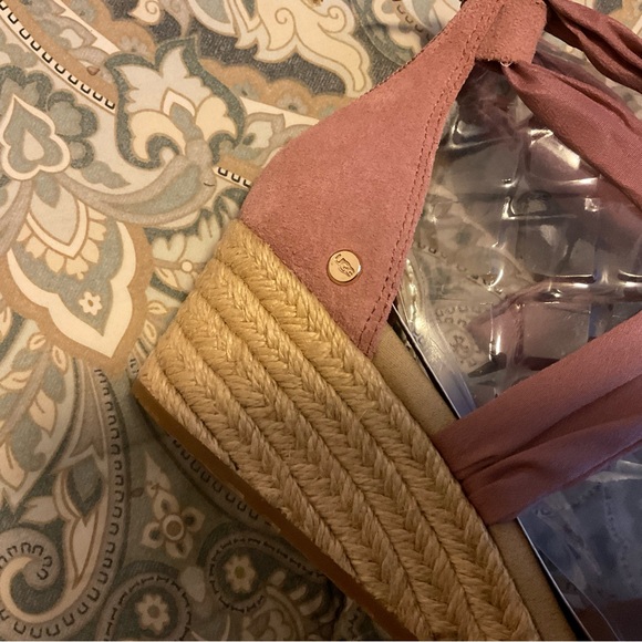 NWT UGG Trina Wedge Pink Dawn Women’s Sz.7.5 - Picture 8 of 12